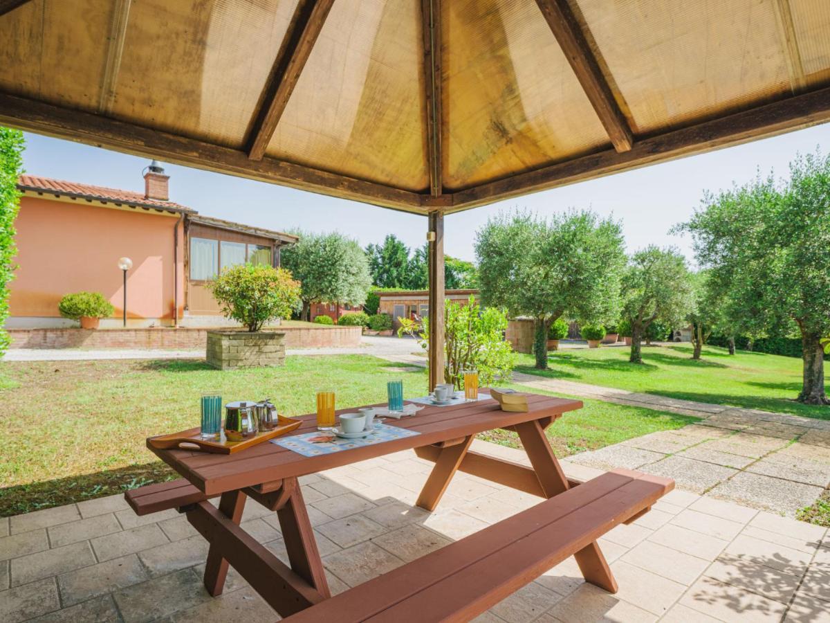 Apartment Ponziani-2 By Interhome Orentano Bagian luar foto